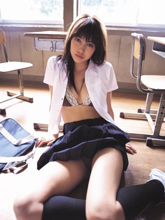 chiboard-b7t35598-20081130_schoolgirl-skirts-7_upby-Yayoi.jpg