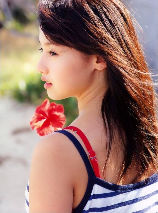 chiboard-b7t44963-20091104_03erika_sawajiri_mign_upby-dashamet.jpg