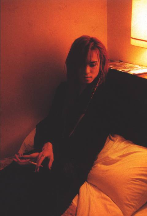 chiboard-b8t49263-20100415_Sugizo10_upby-Ritsuka.jpg