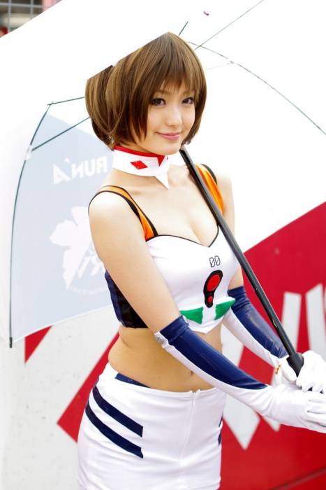 chiboard-b7t50353-20100525_eva-race-queen-4_upby-oodiny.jpg