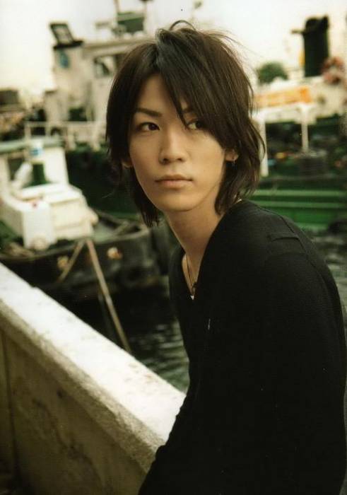 chiboard-b8t52943-20101013_Kamenashi_Kazuya__034_upby-Minzy.jpg