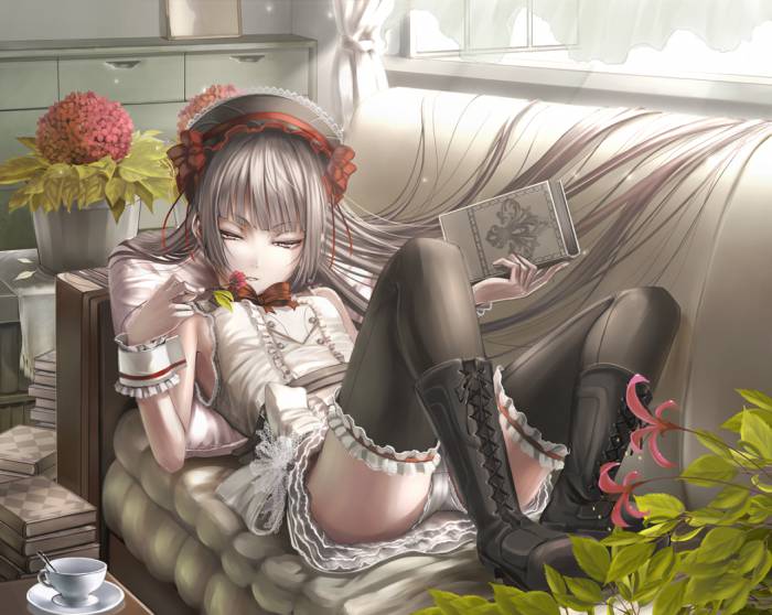 chiboard-b1t57428-20121009_Konachan.com_-_77942_boots_flowers_gray_hair_lolita_fashion_long_hair_original_panties_shiokonbu_thighhighs_underwear_upby-mugetsu.jpg
